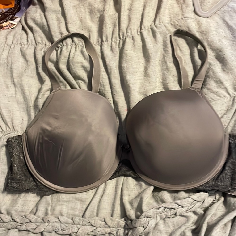 Torrid 44c bra with underwire